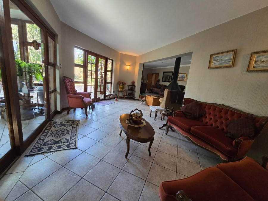 8 Bedroom Property for Sale in Grimbeeck Park North West